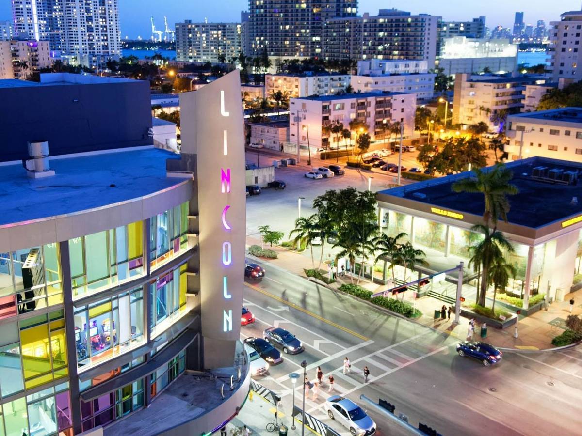 lincoln-road-mall_standard