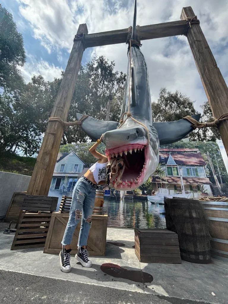 universal-studios-hollywood-jaws-1-1.jpg